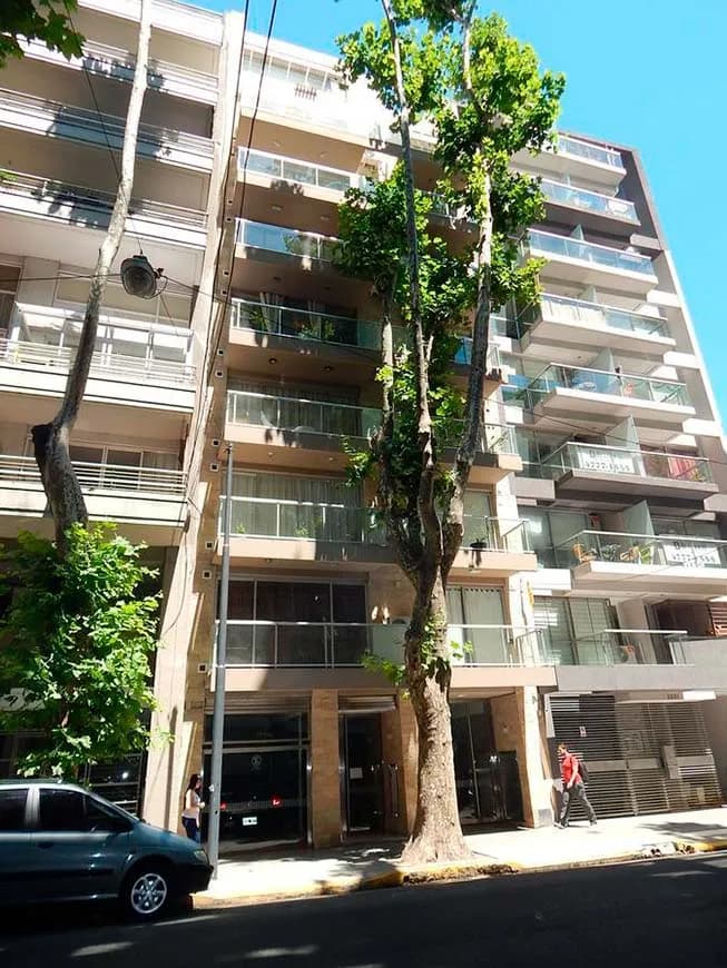 Fachada de F. J. Sta. María de Oro 2639